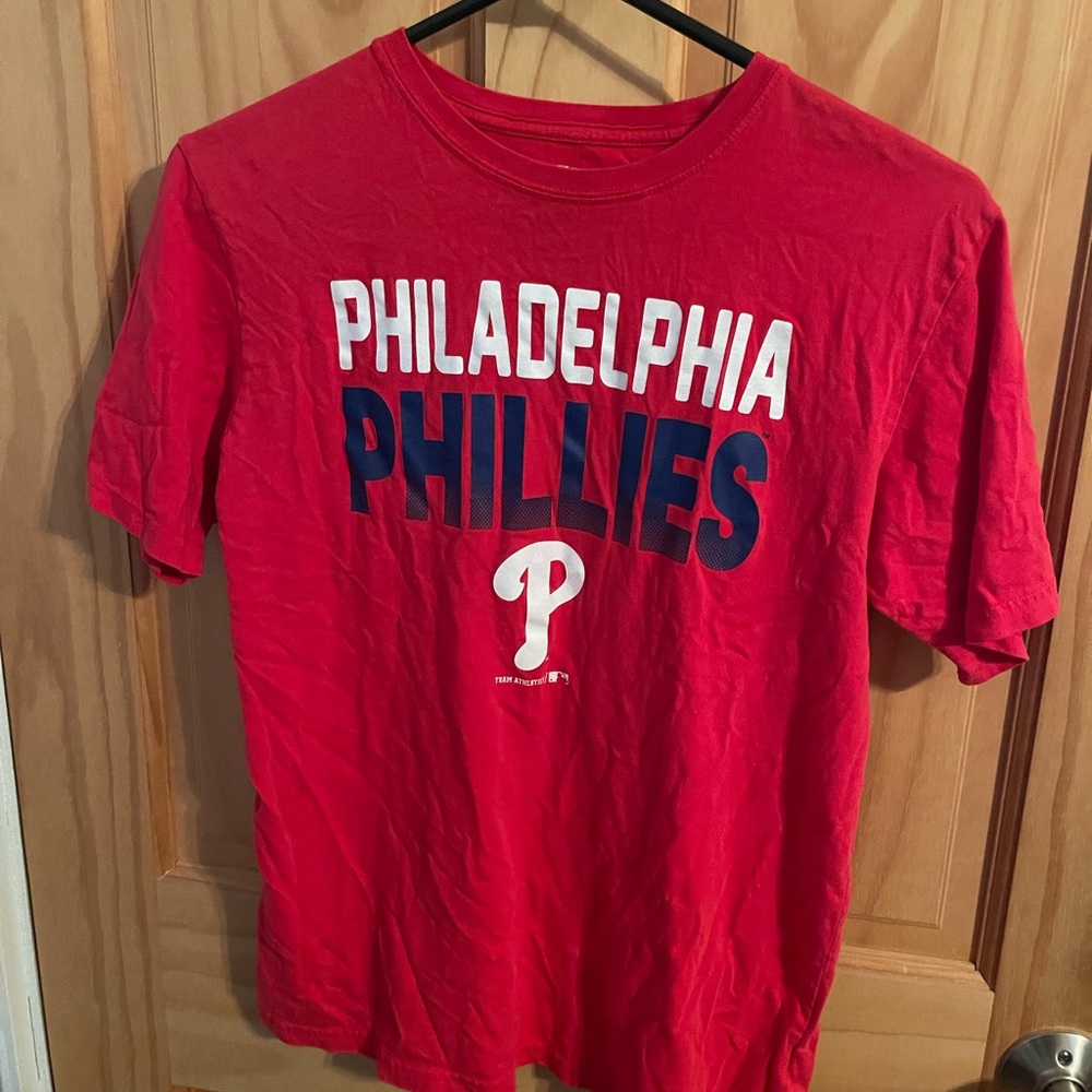 Genuine Merchandise Philadelphia Phillies Boys Size Large (14-16) T-Shirt